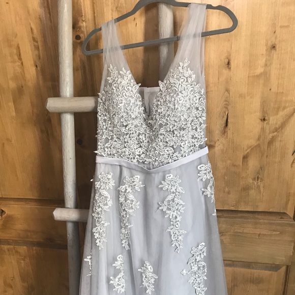 Formal Dress - Picture 2 of 3